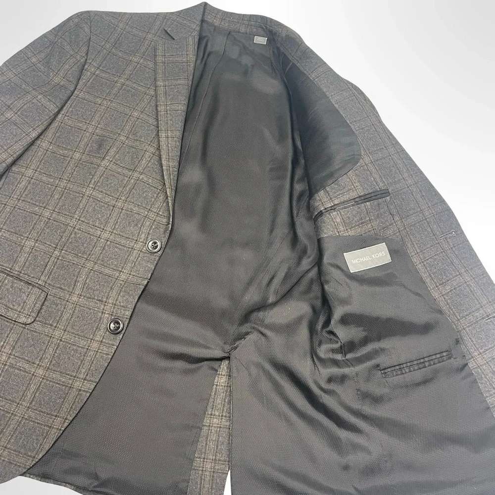 Michael Kors Men's Gray Checkered Blazer - size 40R